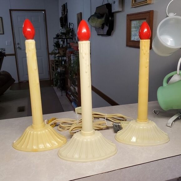 Vintage Christmas Window Electric Candlestick Plastic Drip. Set of 3 - Picture 1 of 5